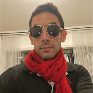 Meet your Posher, Quinn